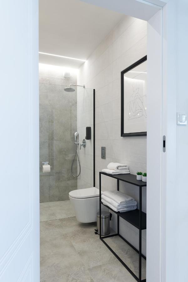 Zentrum Apartament Parking By Impero พอซนาน ภายนอก รูปภาพ