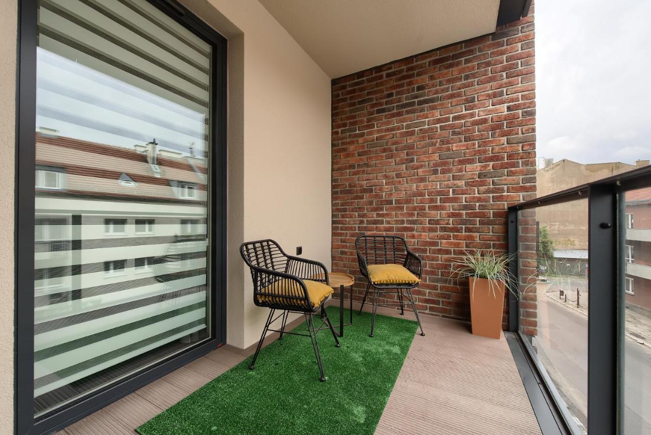 Zentrum Apartament Parking By Impero พอซนาน ภายนอก รูปภาพ
